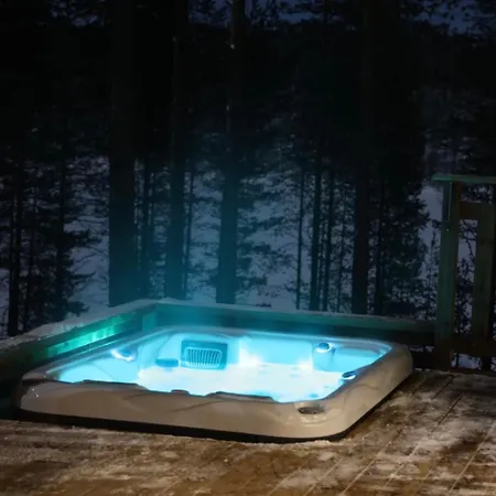 Hossaville Luxe Huoneistohotelli 3*