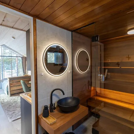 Hossaville Luxe Aparthotel Hossa