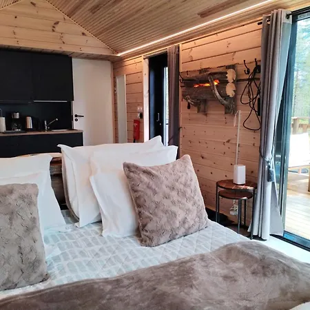 Huoneistohotelli Hossaville Luxe 3*